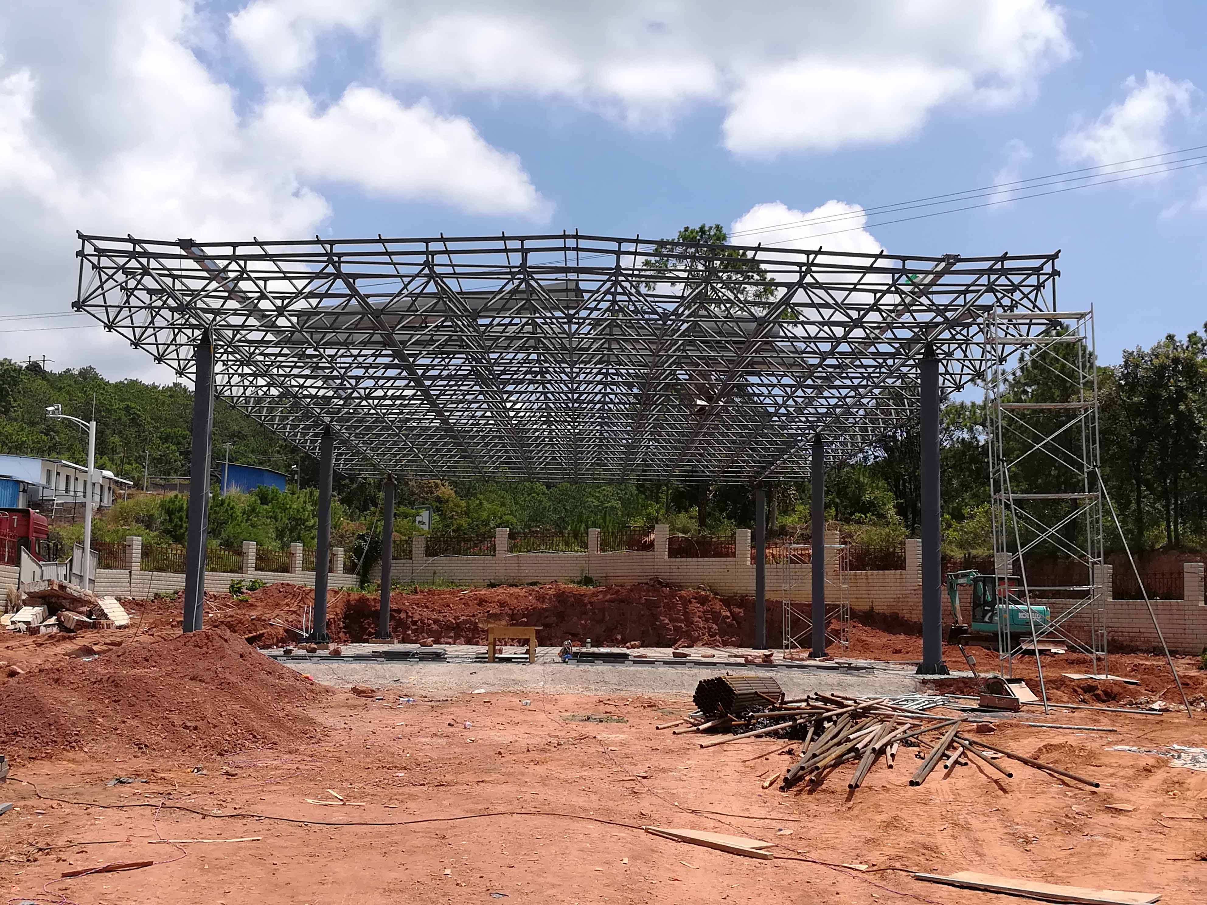 南宫加油站网架屋面