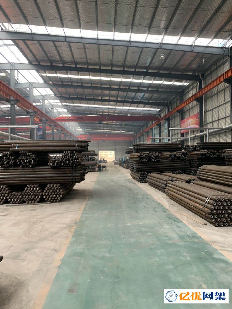 南宫网架配件加工车间